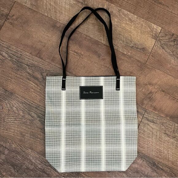 Sina Pearson Momentum Textiles Gray Ivory Plaid with Black Tote Bag NEW - Picture 11 of 11